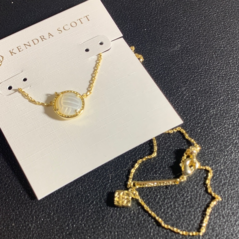 Kendra Scott Gold volleyball necklace. - Picture 5 of 5
